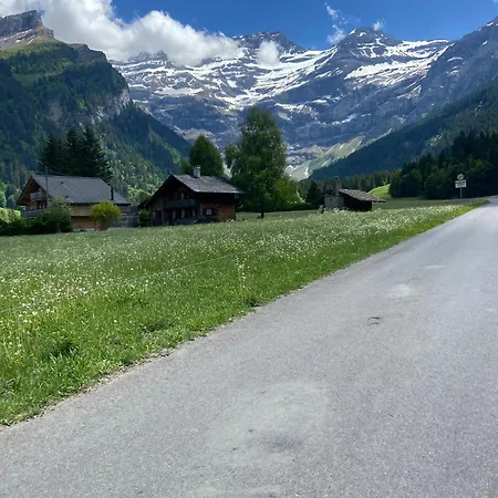 Le Preyet Feriehus Veysonnaz